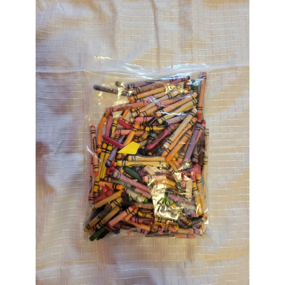 Bulk Lot Assorted Crayola Crayons Multicolor Mixed Art Supplies Crafting Wax